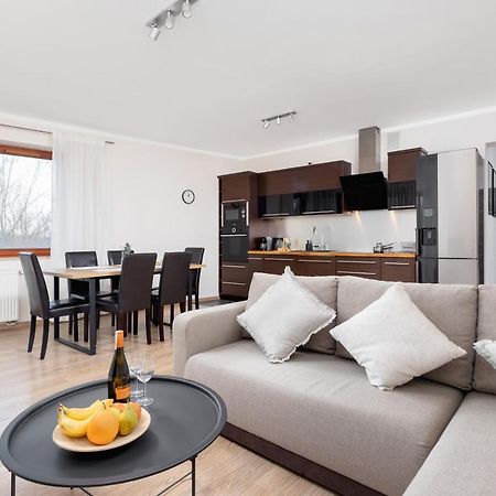 Apartamento Dzielnica XIII Podgórze Kraków by Renters Exterior foto